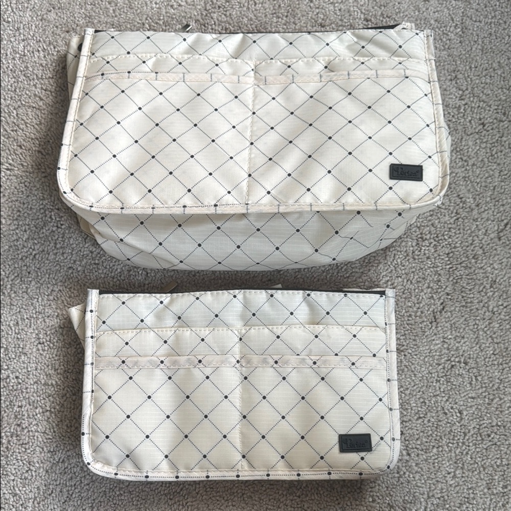 Elegant Cream Quilted Cosmetic Bag Set